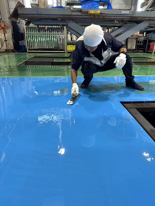 施工例2 整備工場の塗床
