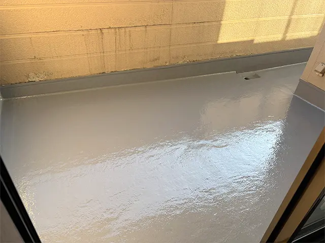 施工事例６：ベランダ床の防水