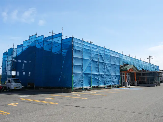 施工事例８：大型施設の大規模塗装